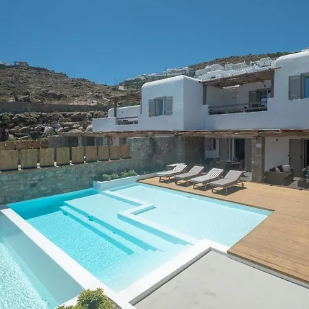 The Mykonist Seaside Villas & Suites Ornos By Amaris Casa vacanze *