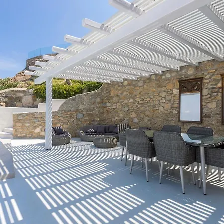 The Mykonist Seaside Villas & Suites Ornos By Amaris Casa vacanze *