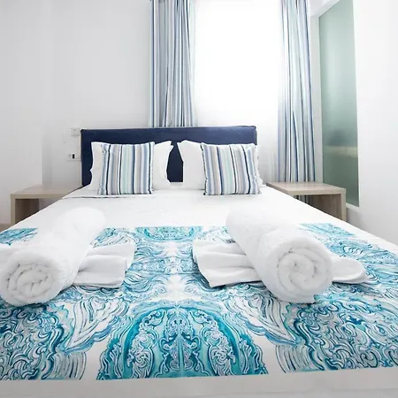 The Mykonist Seaside Villas & Suites Ornos By Amaris Casa vacanze *